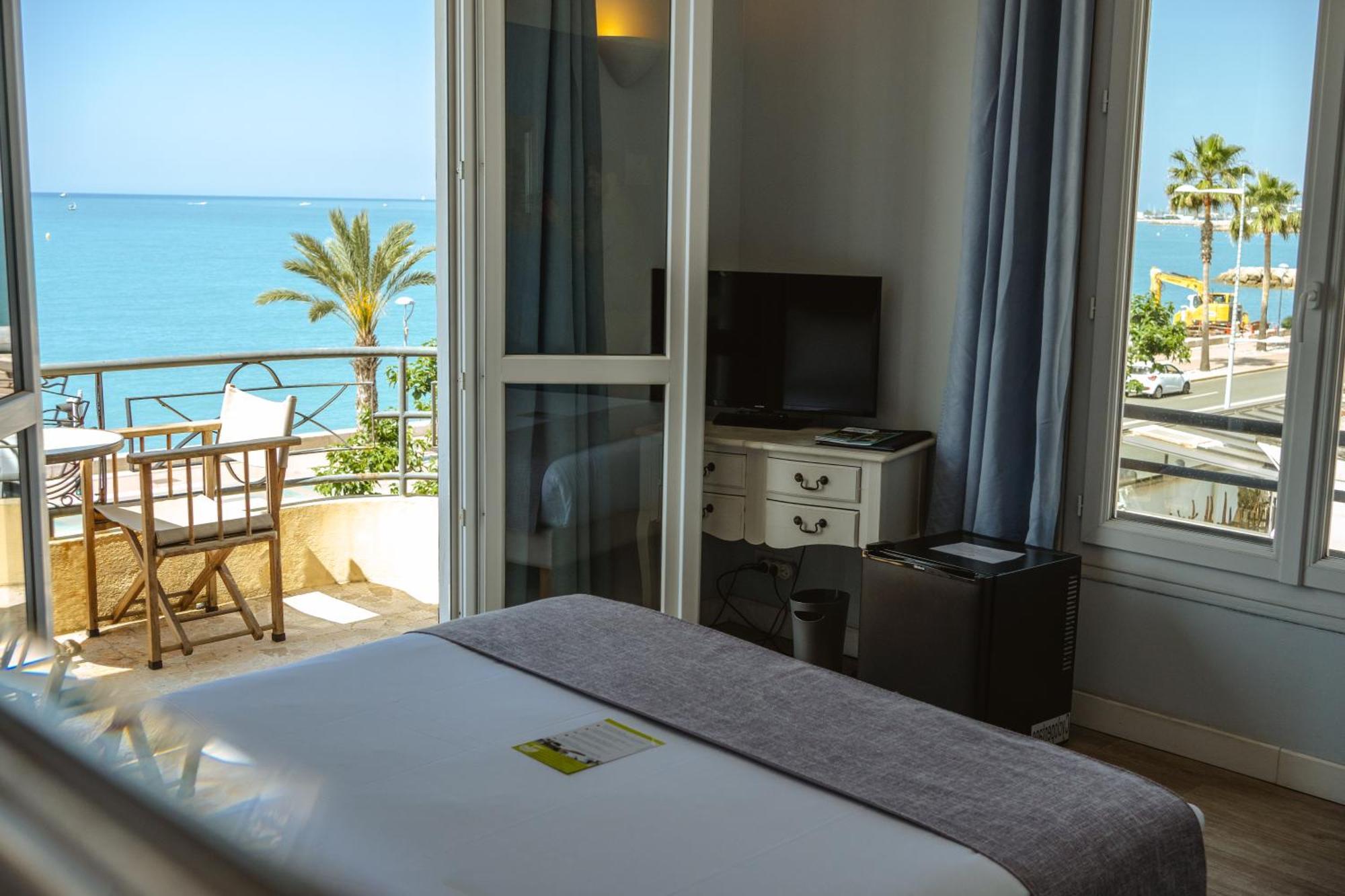 Hotel Du Bord De Mer "Le Vanille" カーニュ・シュル・メール エクステリア 写真