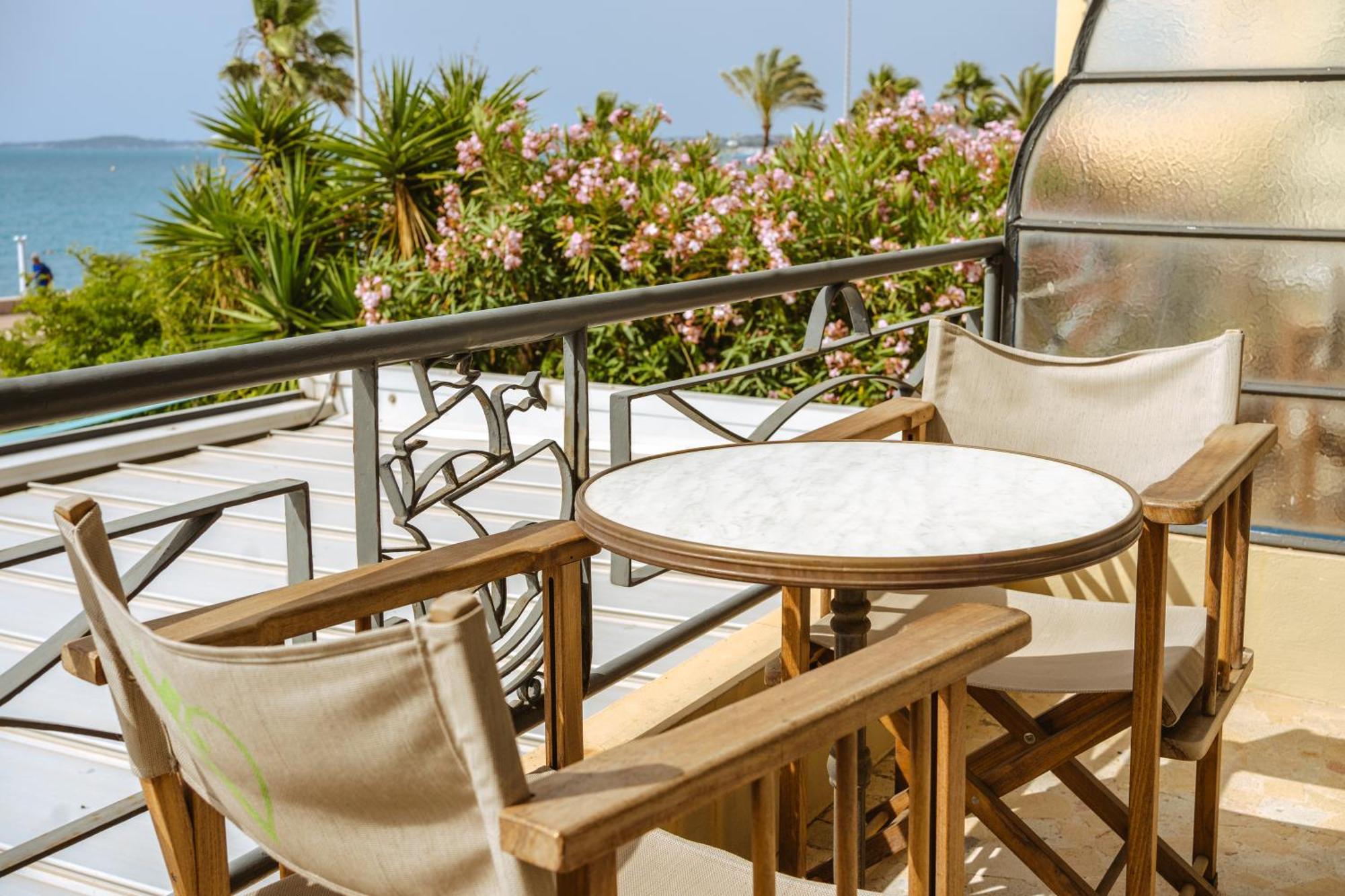 Hotel Du Bord De Mer "Le Vanille" カーニュ・シュル・メール エクステリア 写真