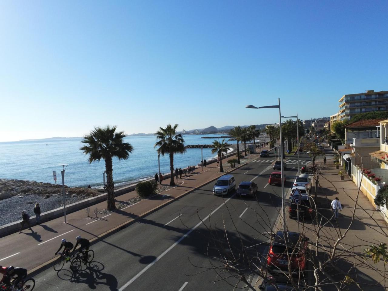 Hotel Du Bord De Mer "Le Vanille" カーニュ・シュル・メール エクステリア 写真